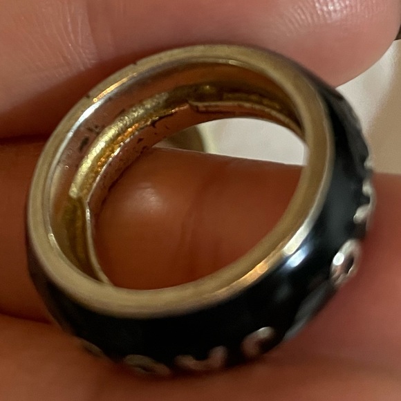 Marc by Marc Jacobs Logo Rings Creme and Black 7 - Picture 5 of 7